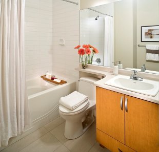 7 Shower Tips For Small Bathrooms