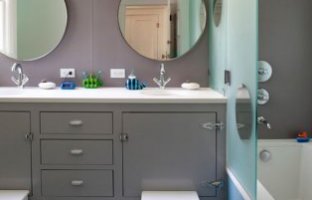Dazzling contemporary kids' bathroom offers a look of class