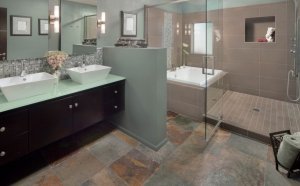 Small bathroom with shower Design