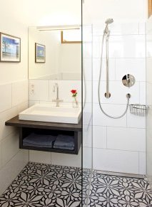 Remodeling Ideas Using Graphic floor tile