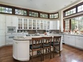 Kitchen island Design with cooktop