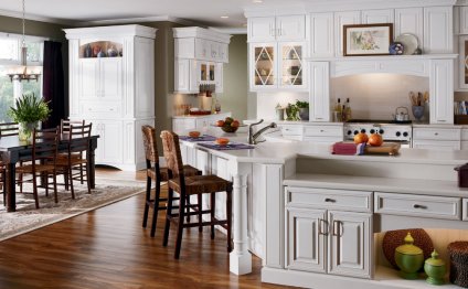 White kitchen cabinets Design
