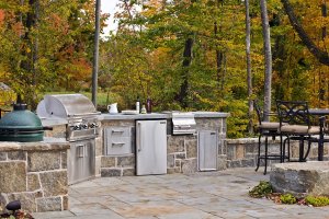 Witt Construction outdoor kitchen